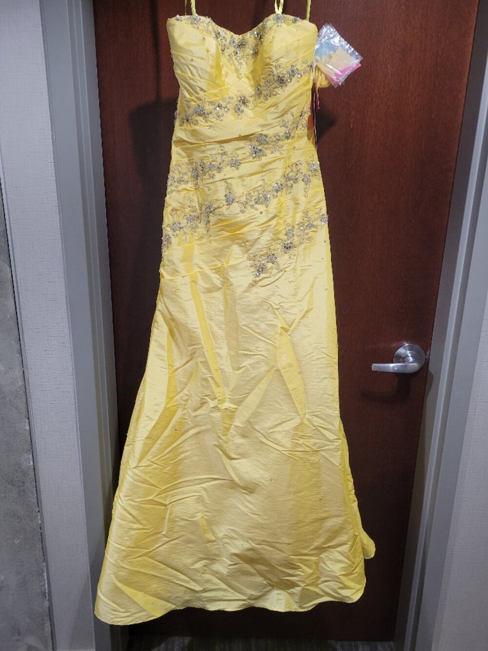 Mori Lee 8624 Size 10 Yellow Prom Dress